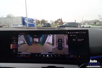 BMW 540D / XDRIVE / M-SPORT-PRO / PANO / TREKHK / DRIV + PARK PRO / B&W IMG_4475.jpg