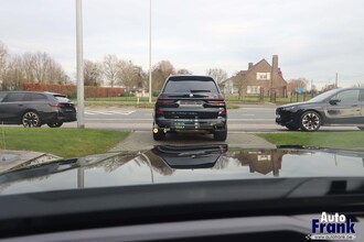 BMW 745E / M-SPORT / INDIV / 47GR / B&W / GLASDK / 360CAM IMG_5556.jpg