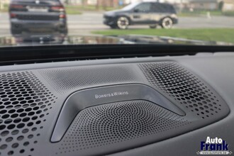 BMW 745E / M-SPORT / INDIV / 47GR / B&W / GLASDK / 360CAM IMG_5559.jpg