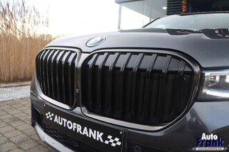 BMW 745E / M-SPORT / INDIV / 47GR / B&W / GLASDK / 360CAM IMG_5497.jpg