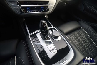 BMW 745E / M-SPORT / INDIV / 47GR / B&W / GLASDK / 360CAM IMG_5585.jpg