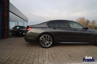 BMW 745E / M-SPORT / INDIV / 47GR / B&W / GLASDK / 360CAM IMG_5588.jpg
