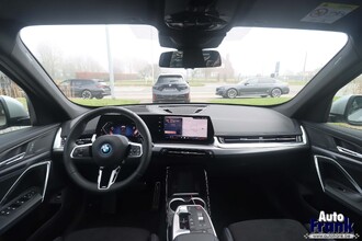 BMW X1 XDRIVE25E / M-SPORT / 360CAM / PANO / DRIV PRO / 19" / HUD IMG_5743.jpg