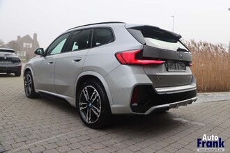 BMW X1 XDRIVE25E / M-SPORT / 360CAM / PANO / DRIV PRO / 19" / HUD IMG_5714.jpg