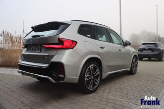 BMW X1 XDRIVE25E / M-SPORT / 360CAM / PANO / DRIV PRO / 19" / HUD IMG_5720.jpg