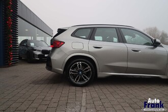 BMW X1 XDRIVE25E / M-SPORT / 360CAM / PANO / DRIV PRO / 19" / HUD IMG_5780.jpg