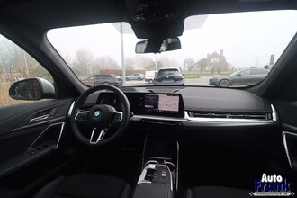 BMW X1 XDRIVE25E / M-SPORT / 360CAM / PANO / DRIV PRO / 19" / HUD IMG_5744.jpg